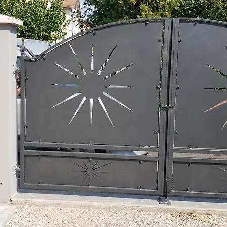 Le 3 Marie Reggio d'Emilie